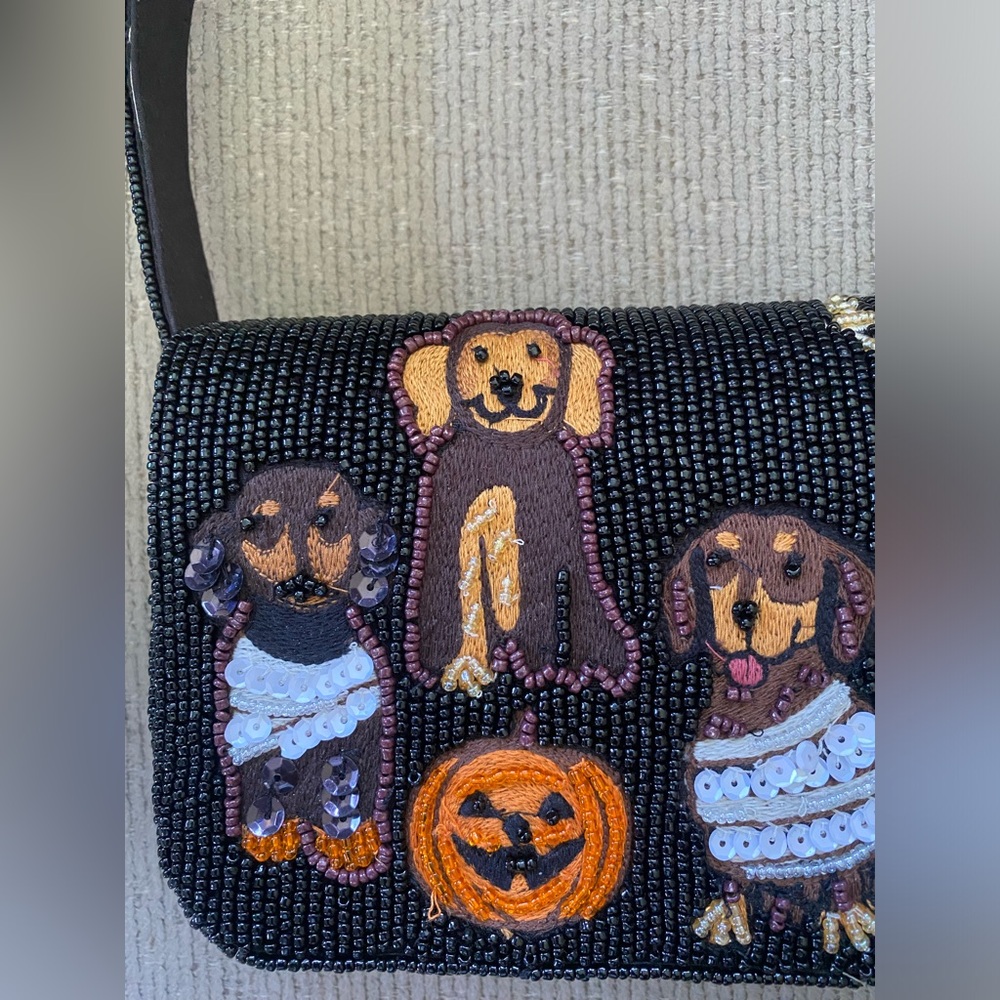 Viral Beaded Halloween Weenie Ghost Dogs Shoulder Bag - Black - Picture 2 of 11
